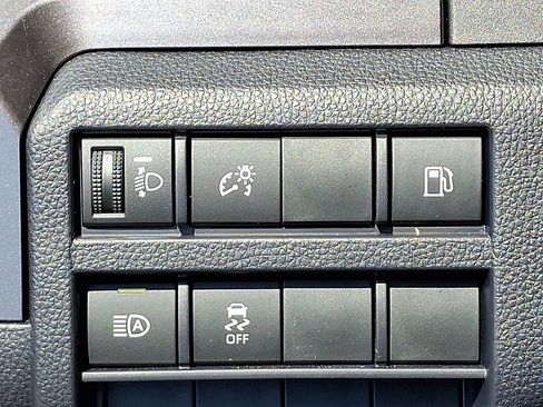 Used 2026 Toyota 4Runner SR5 AWD/4WD image 25
