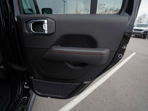 Used 2026 Jeep Gladiator Rubicon AWD/4WD image 21