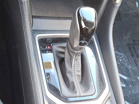 Used 2020 Subaru Forester Limited w/ Popular Package #3 image 16