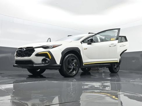 Used 2025 Subaru Crosstrek 2.5i Sport AWD/4WD image 33