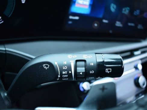 Used 2025 Hyundai Santa Fe SEL image 32