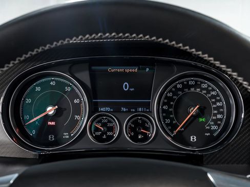 Used 2018 Bentley Flying Spur S V8 image 14