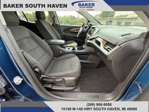 Used 2021 GMC Terrain SLE w/ Driver Convenience Package image 9