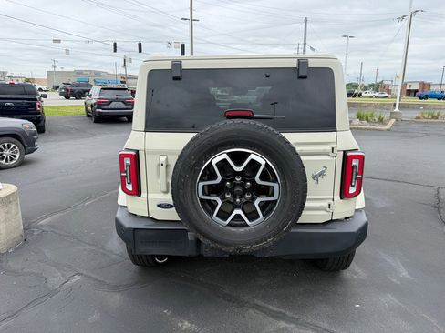 Used 2025 Ford Bronco Outer Banks AWD/4WD image 5