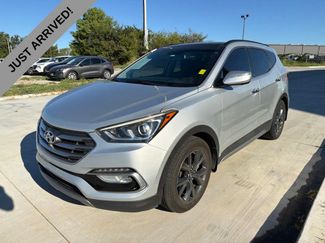 Used 2017 Hyundai Santa Fe Sport FWD video 1