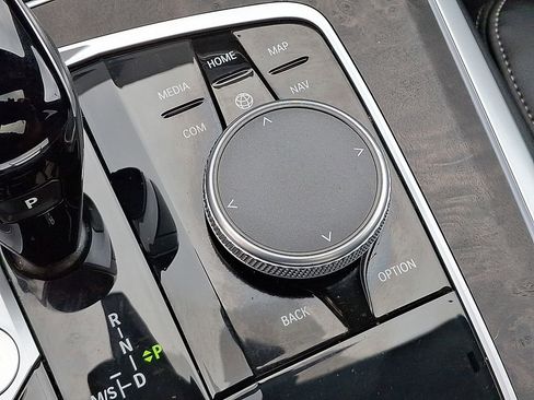 Used 2023 BMW X5 M50i w/ Climate Comfort Package image 27