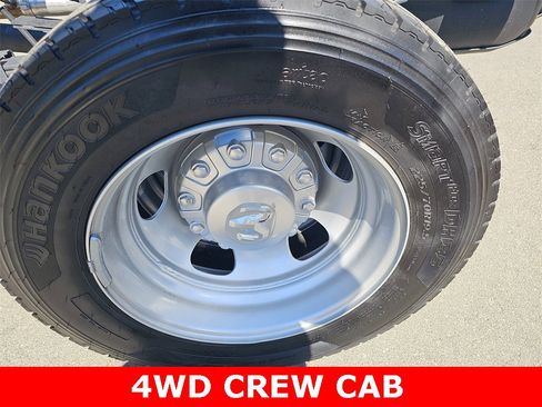 New 2024 RAM 5500 Tradesman w/ Chrome Appearance Group image 30