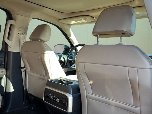 Used 2024 Ford Expedition Limited image 50