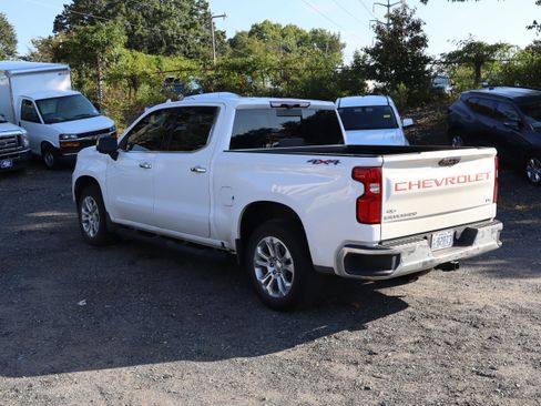Used 2024 Chevrolet Silverado 1500 LTZ w/ Technology Package AWD/4WD image 19