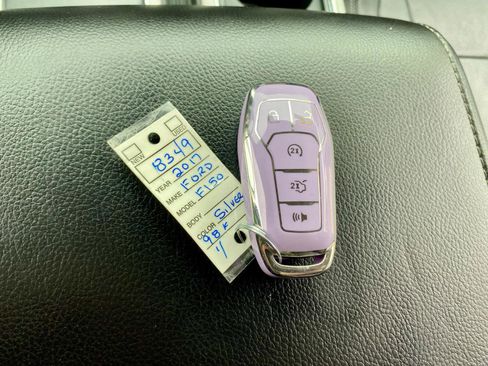 Used 2017 Ford F150 Lariat image 28