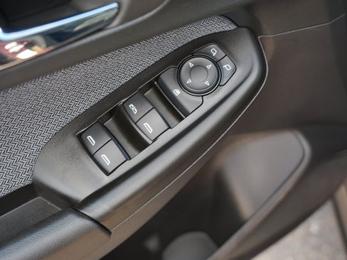 Used 2022 Chevrolet TrailBlazer LT FWD image 16