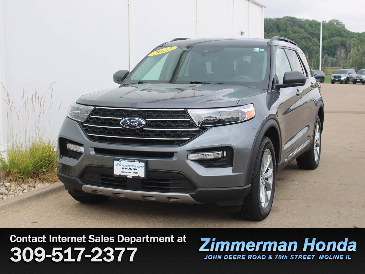 Used 2023 Ford Explorer XLT w/ Equipment Group 202A AWD/4WD image 25