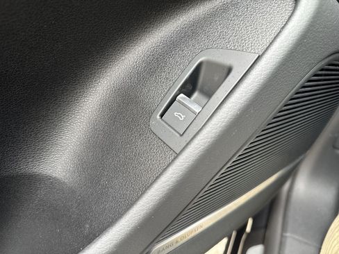 New 2026 Audi Q8 Premium Plus AWD/4WD image 9