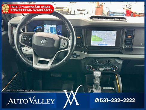 Used 2022 Ford Bronco Badlands w/ Sasquatch Package AWD/4WD image 29