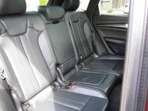 Used 2019 Audi SQ5 Prestige AWD/4WD image 14