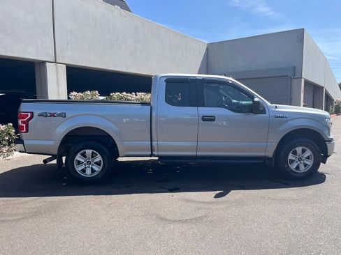 Used 2020 Ford F150 XLT w/ Trailer Tow Package AWD/4WD image 3