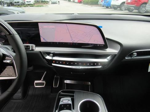 New 2026 Cadillac Lyriq V image 21