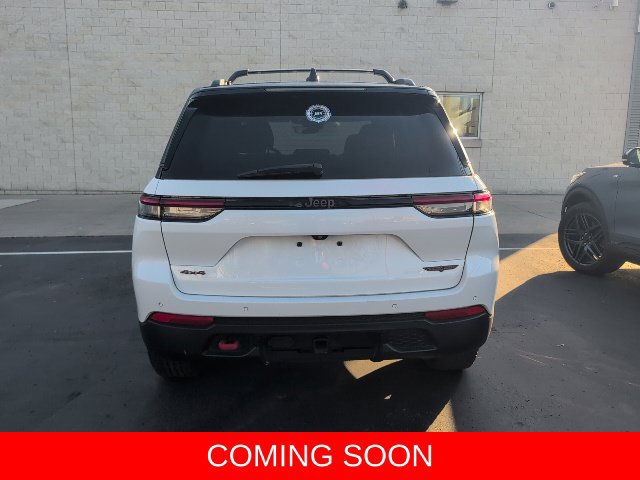 Used 2022 Jeep Grand Cherokee Trailhawk AWD/4WD image 7