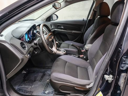 Used 2014 Chevrolet Cruze LT w/ RS Package FWD image 24