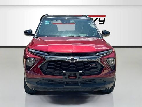 Used 2025 Chevrolet TrailBlazer RS w/ Convenience Package AWD/4WD image 2