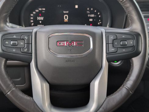 Used 2022 GMC Yukon SLT w/ SLT Premium Package RWD image 12
