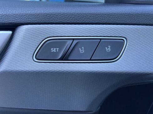 Used 2022 Hyundai Palisade SEL w/ Premium Package image 29