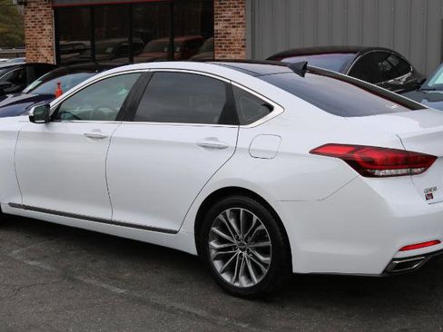 Used 2016 Hyundai Genesis 3.8 w/ Option Group 02 image 4