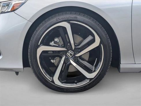Used 2022 Honda Accord Sport image 22