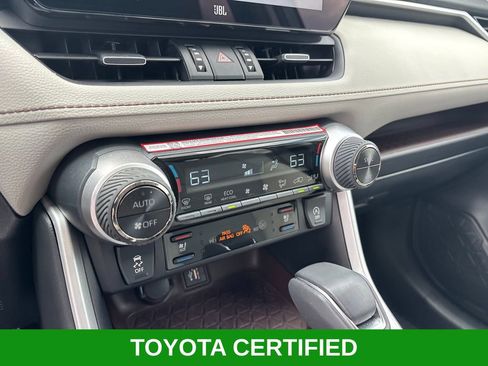 Used 2025 Toyota RAV4 Limited image 18