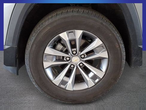 Used 2025 Chevrolet Equinox LT FWD image 7