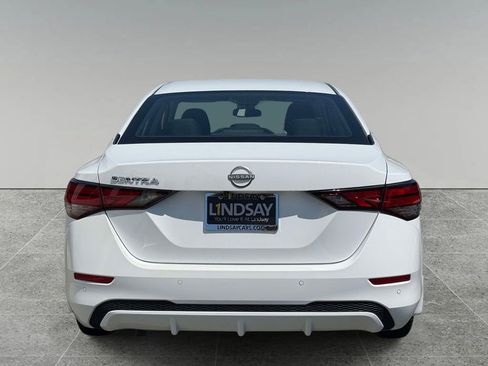 Used 2025 Nissan Sentra S FWD image 11