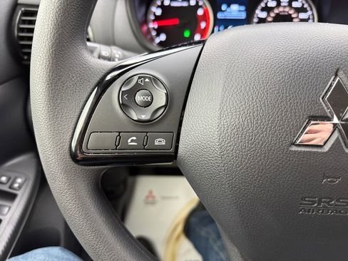 Used 2025 Mitsubishi Eclipse Cross ES image 32