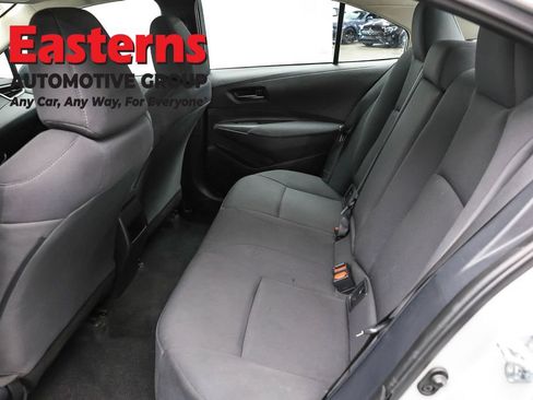 Used 2022 Toyota Corolla LE FWD image 20