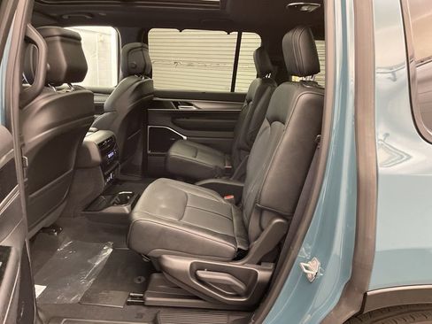 New 2026 Jeep Grand Wagoneer Limited AWD/4WD image 21
