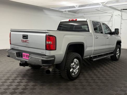 Used 2016 GMC Sierra 2500 SLT w/ Duramax Plus Package AWD/4WD image 8
