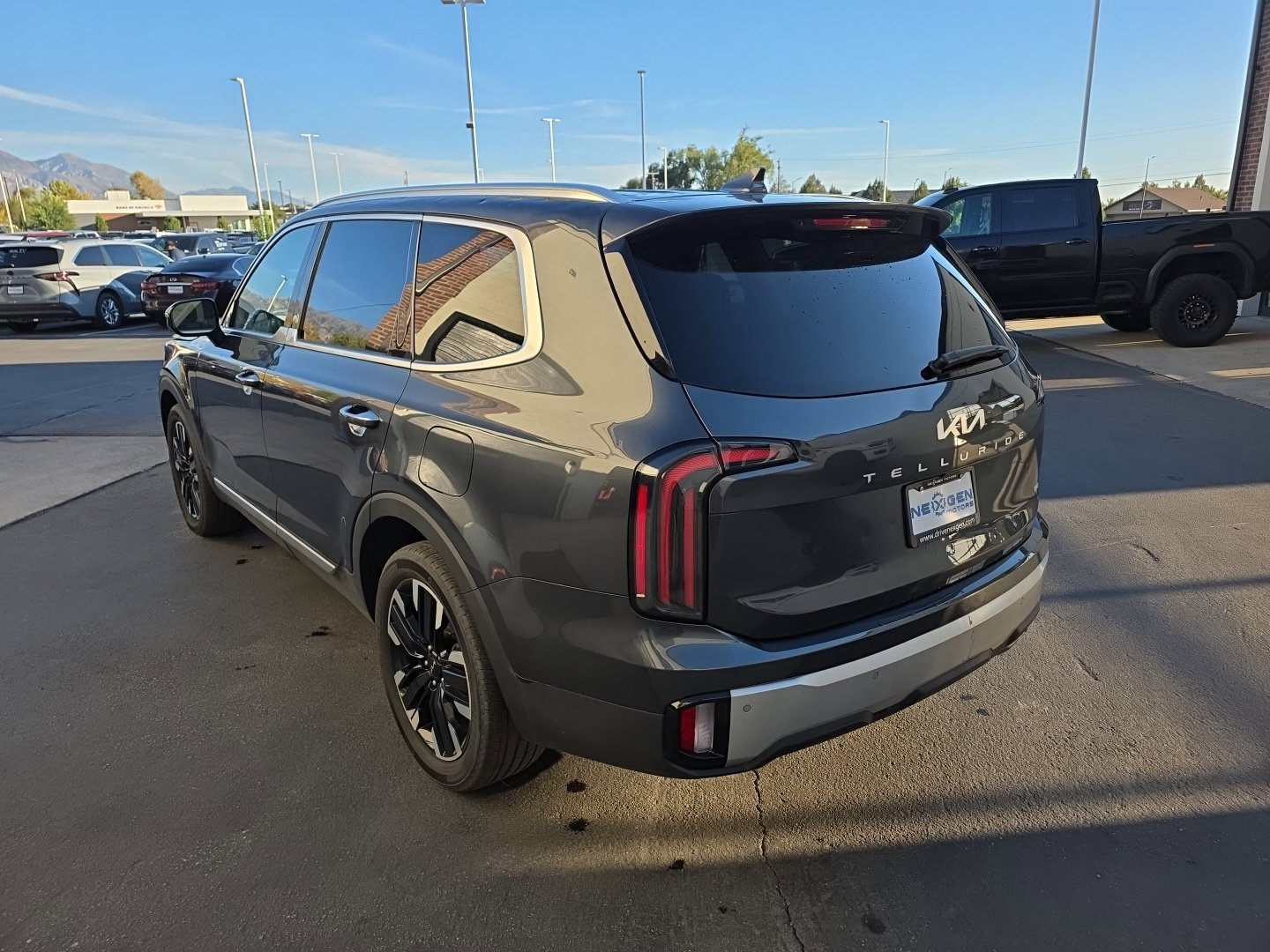 Used 2024 Kia Telluride SX Prestige AWD/4WD image 32