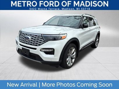 Certified 2023 Ford Explorer Platinum w/ Technology Package