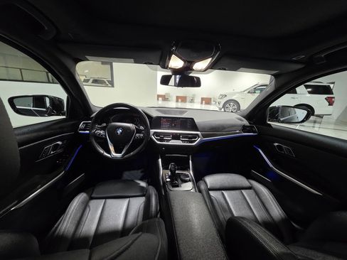 Used 2020 BMW 330i Sedan w/ Driving Assistance Package image 39