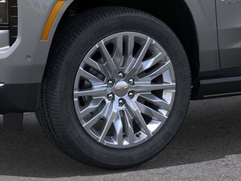 New 2025 Chevrolet Suburban High Country image 46