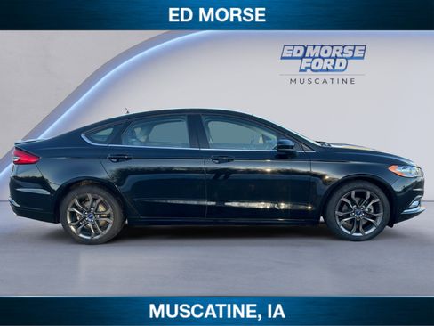 Used 2018 Ford Fusion SE w/ Equipment Group 201A image 6