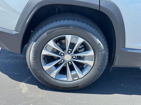 New 2026 Chevrolet Equinox LT w/ Safety and Technology Package AWD/4WD image 22