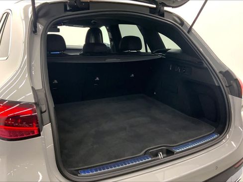 Used 2026 Mercedes-Benz GLC 300 image 15