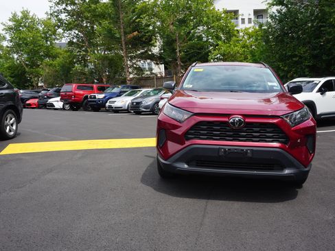 Used 2019 Toyota RAV4 LE w/ All Weather Liner Package AWD/4WD image 2