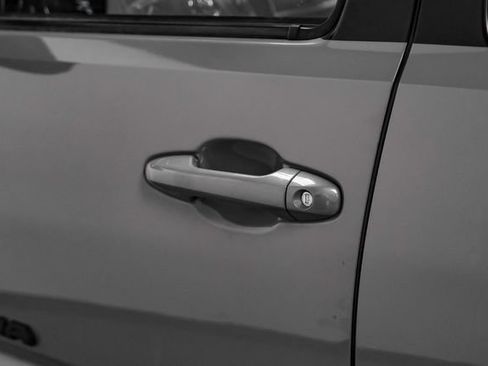 Used 2021 Toyota Tacoma TRD Sport AWD/4WD image 37