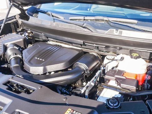 Used 2024 GMC Acadia Elevation image 26