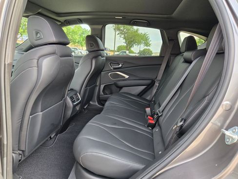 Used 2025 Acura RDX SH-AWD image 15