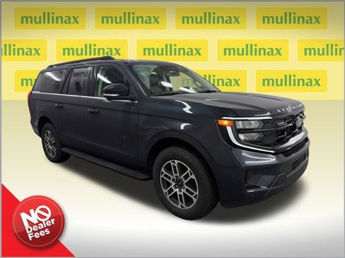 New 2025 Ford Expedition Max Active image 1