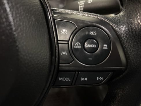 Used 2024 Toyota Corolla LE image 17