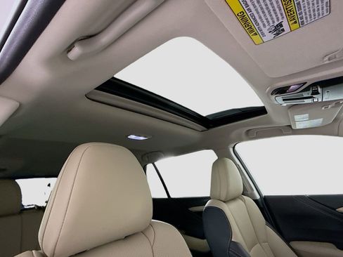 Used 2025 Subaru Outback Limited w/ Tech Package 3 AWD/4WD image 18