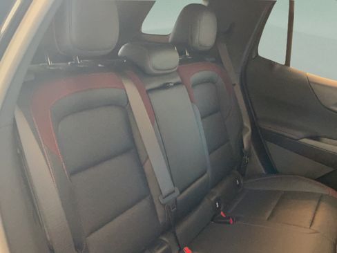 Used 2025 Chevrolet Equinox RS FWD image 40